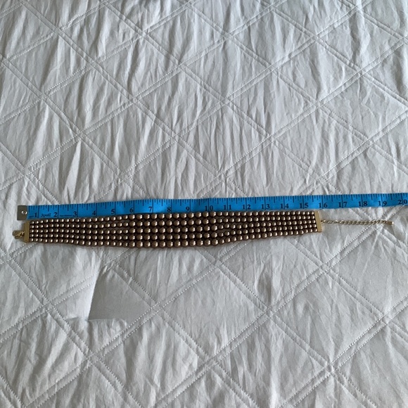 Lia Sophia pearl choker necklace with matching earrings - Picture 4 of 6